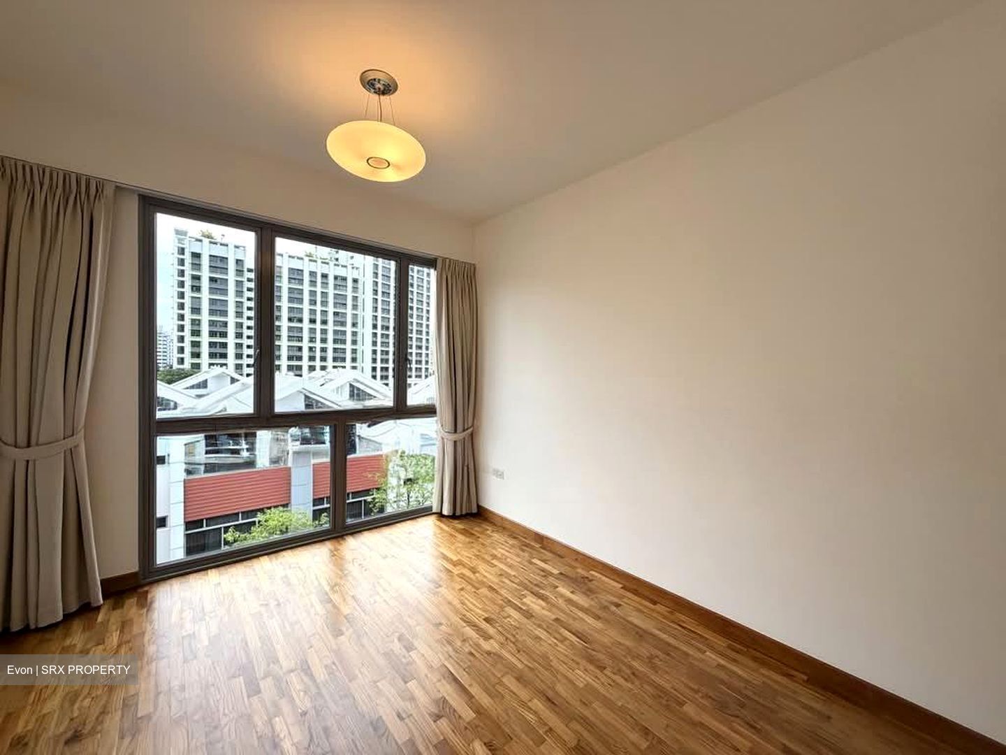 Woodhaven (D25), Condominium #565536531